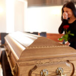 Najczęstsze pytania dotyczące usług pogrzebowych – odpowiedzi lokalnego domu pogrzebowego